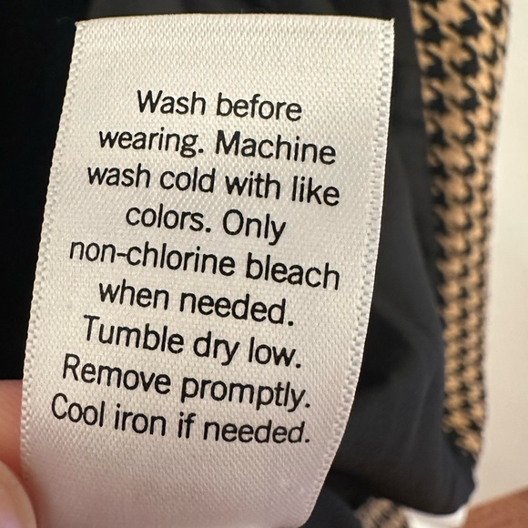 Nine West Vintage Patterned Blazer, Size Small - Picture 8 of 10